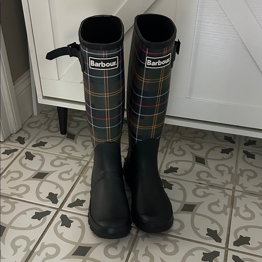 Barbour Black and Plaid Rain Boots